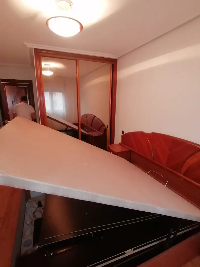 Habitación de Piso en venta en Gijón  con Calefacción, Terraza y Trastero