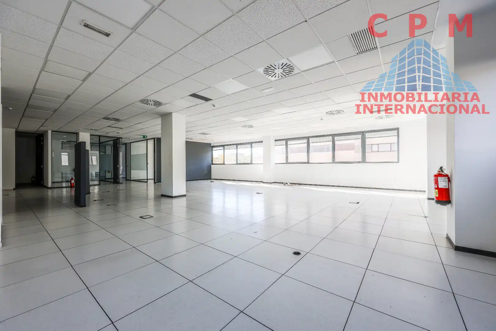 Oficina de lloguer en Madrid amb Aire condicionat, Calefacció i Alarma