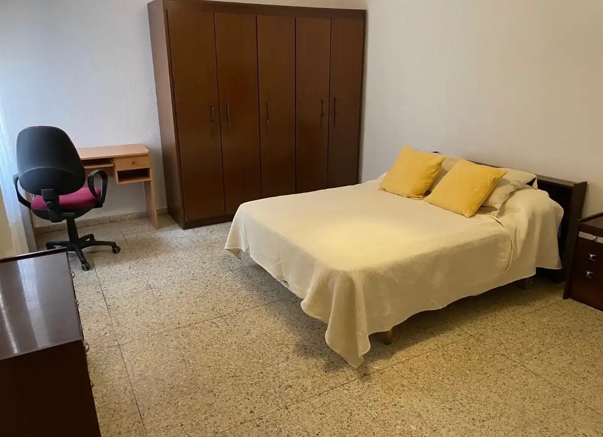 Habitación de Piso de alquiler en Salamanca con Calefacción, Amueblado y Horno