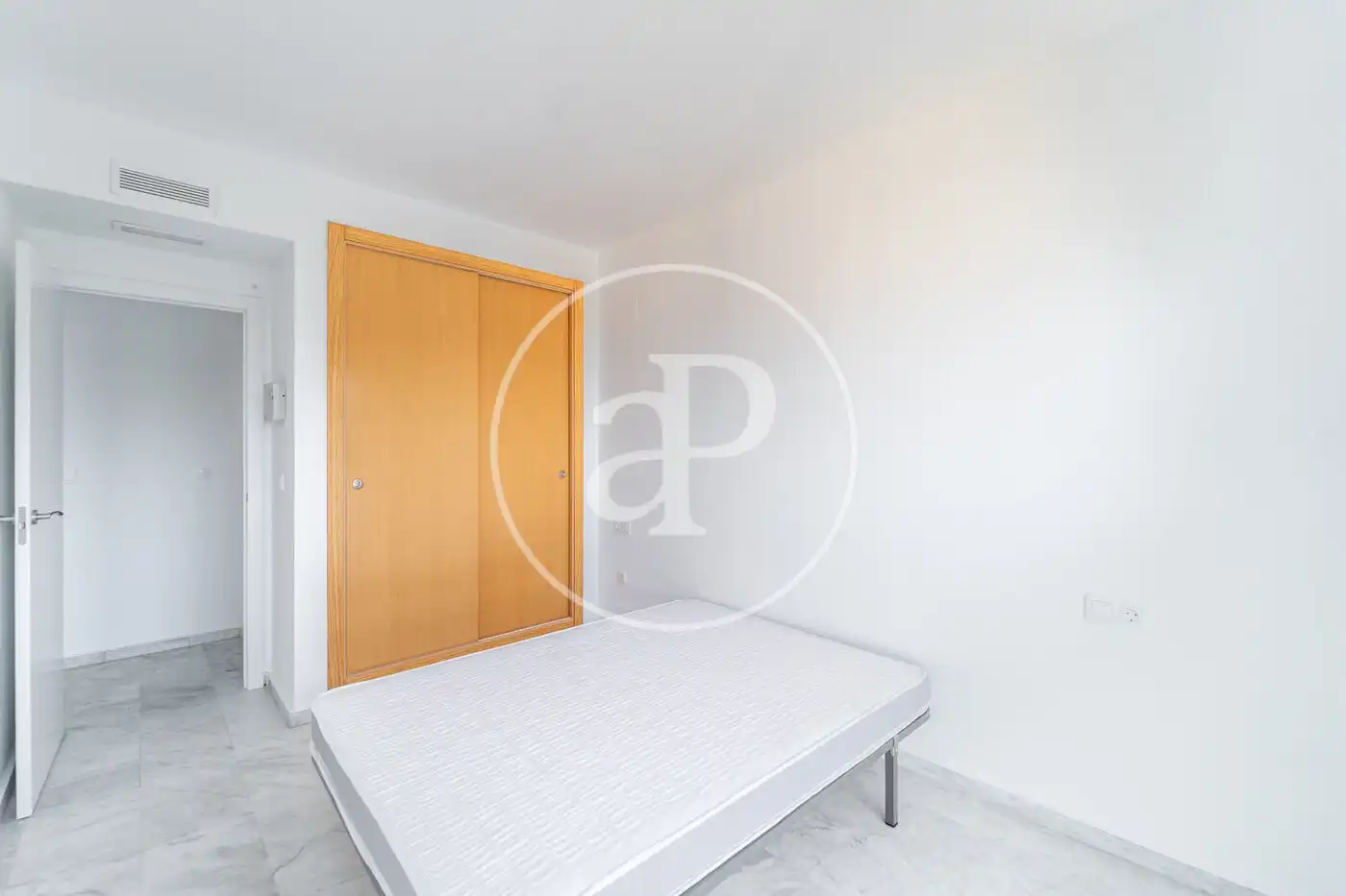 Bedroom of Flat for sale in Benidorm  with Air Conditioner, Heating and Private garden