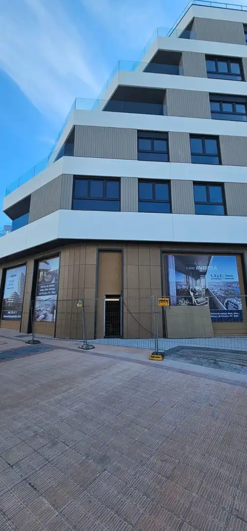 Vista exterior de Local de alquiler en Barakaldo 