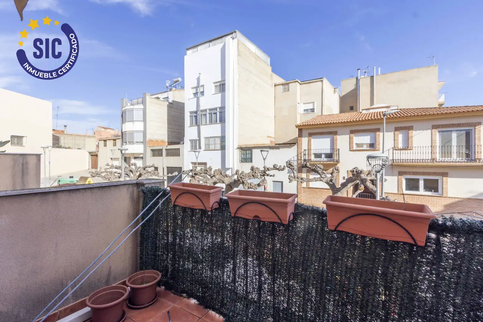 Vista exterior de Casa adosada en venda en Sant Joan de Moró amb Terrassa, Traster i Balcó