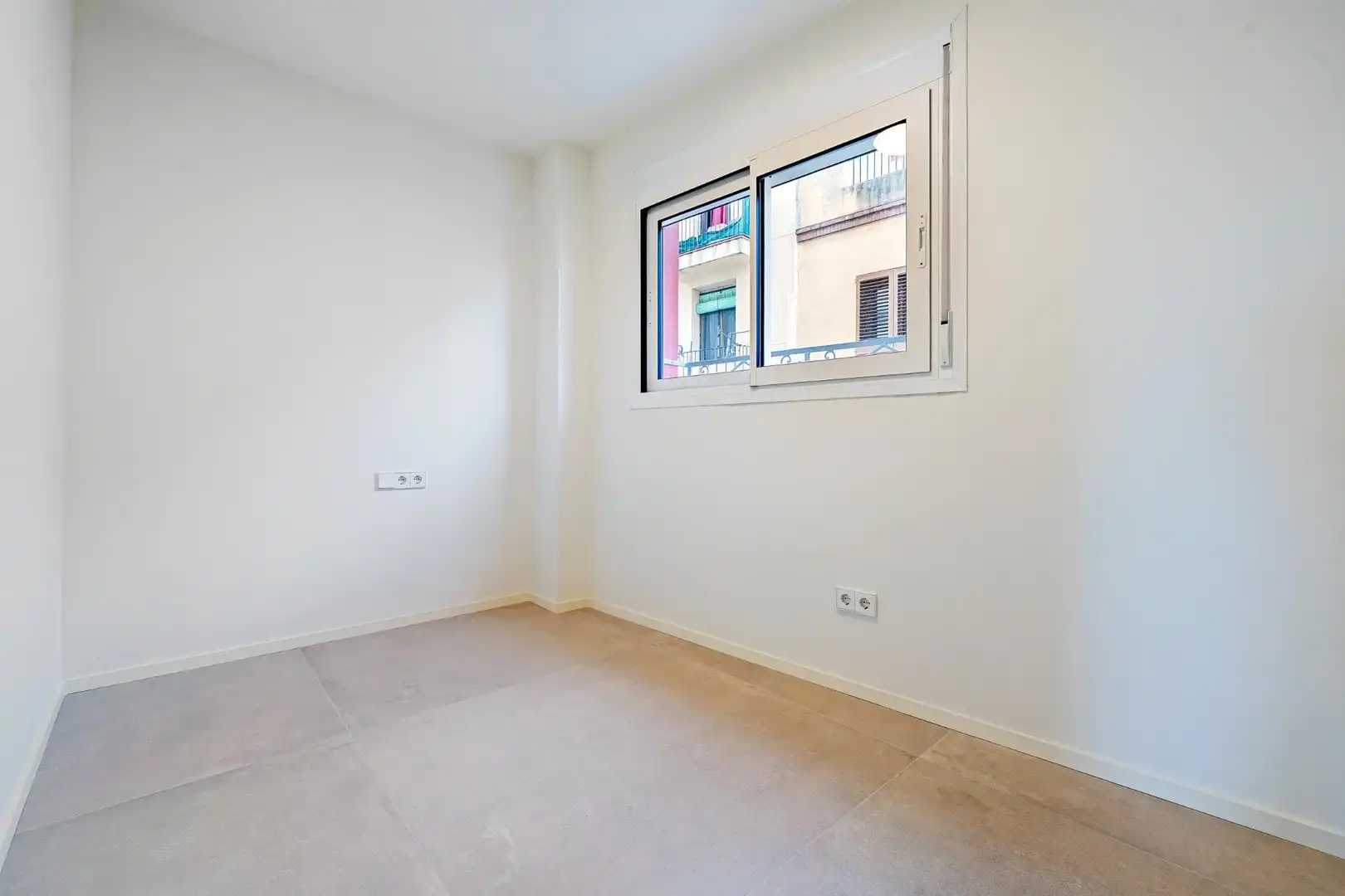 Habitación de Piso en venta en Tarragona con Trastero, Amueblado y Alarma