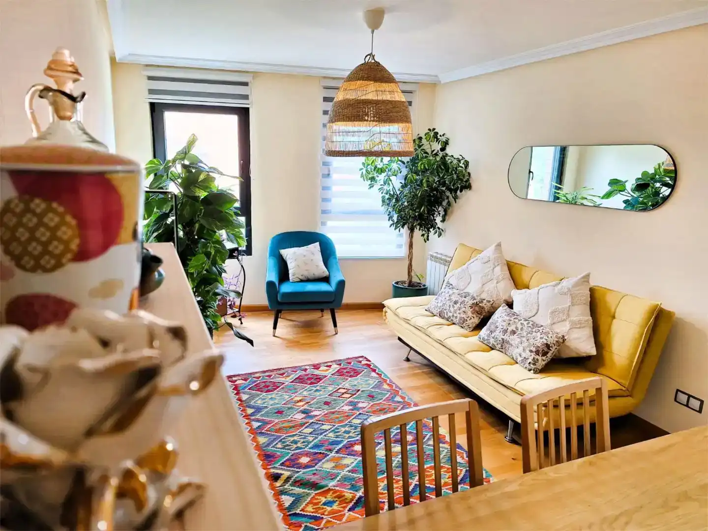 Living room of Flat for share in Villaquilambre  with Parquet flooring, Furnished and Balcony
