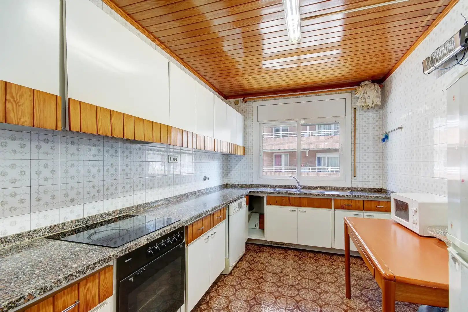 Cocina de Piso en venta en Manresa con Calefacción, Terraza y Balcón