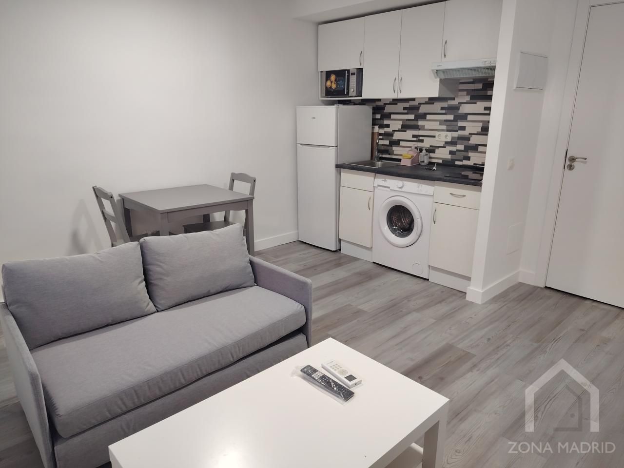 Flat to rent in De San Dacio, Tres Olivos - Valverde, Fuencarral - El Pardo