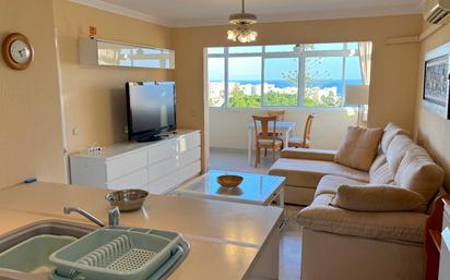 Living room of Flat for sale in Benalmádena  with Air Conditioner, Heating and Terrace