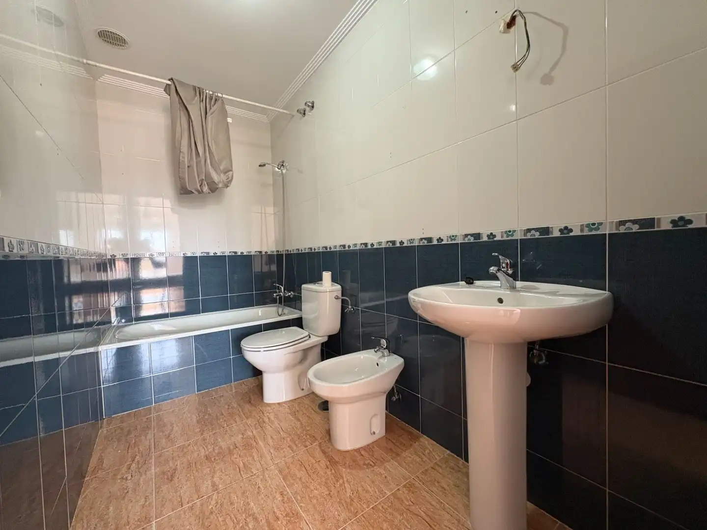 Baño de Piso en venta en Aljaraque con Aire acondicionado
