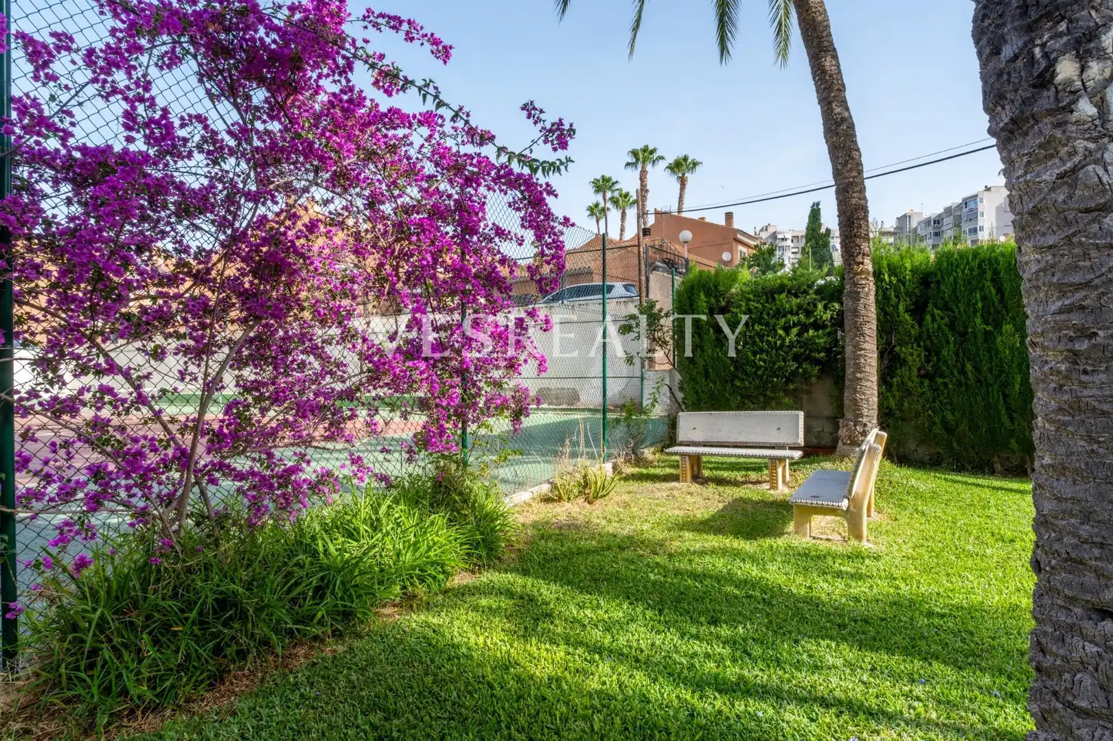 Jardín de Piso en venta en Alicante / Alacant con Aire acondicionado y Piscina comunitaria