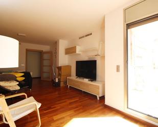 Sala d'estar de Pis de lloguer en El Vendrell amb Terrassa i Balcó