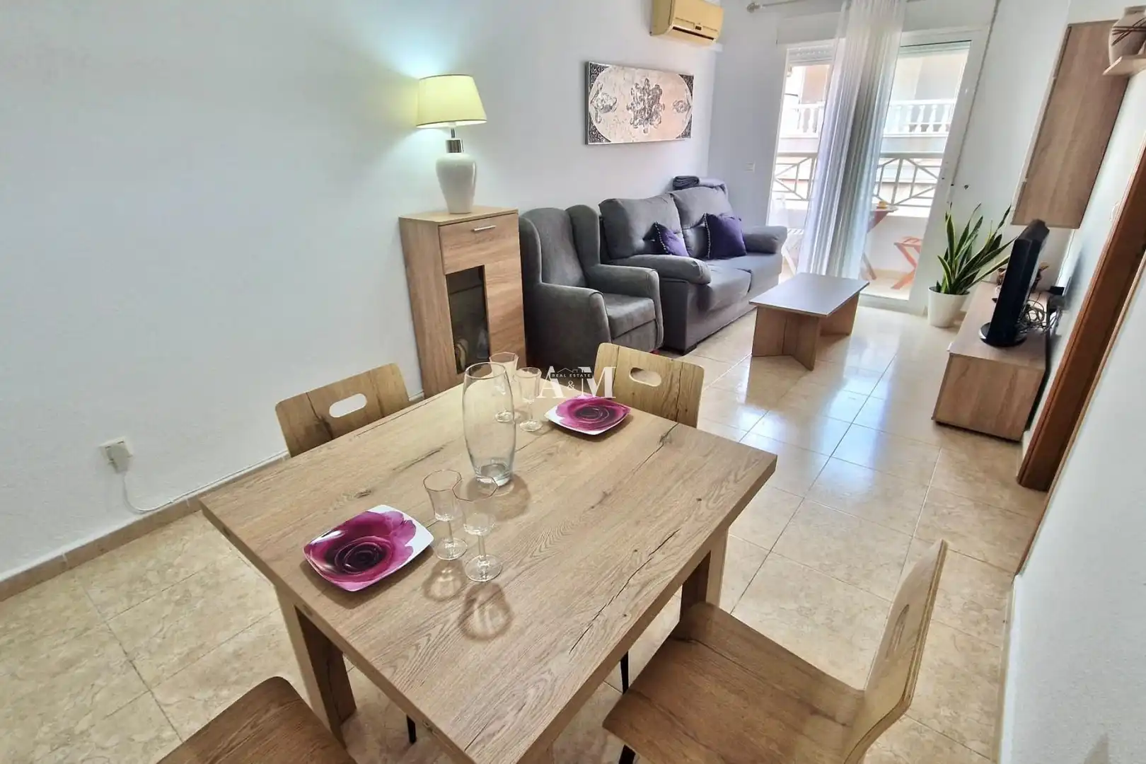 Esszimmer von Wohnung zur Miete in Torrevieja mit Klimaanlage, Heizung und Terrasse