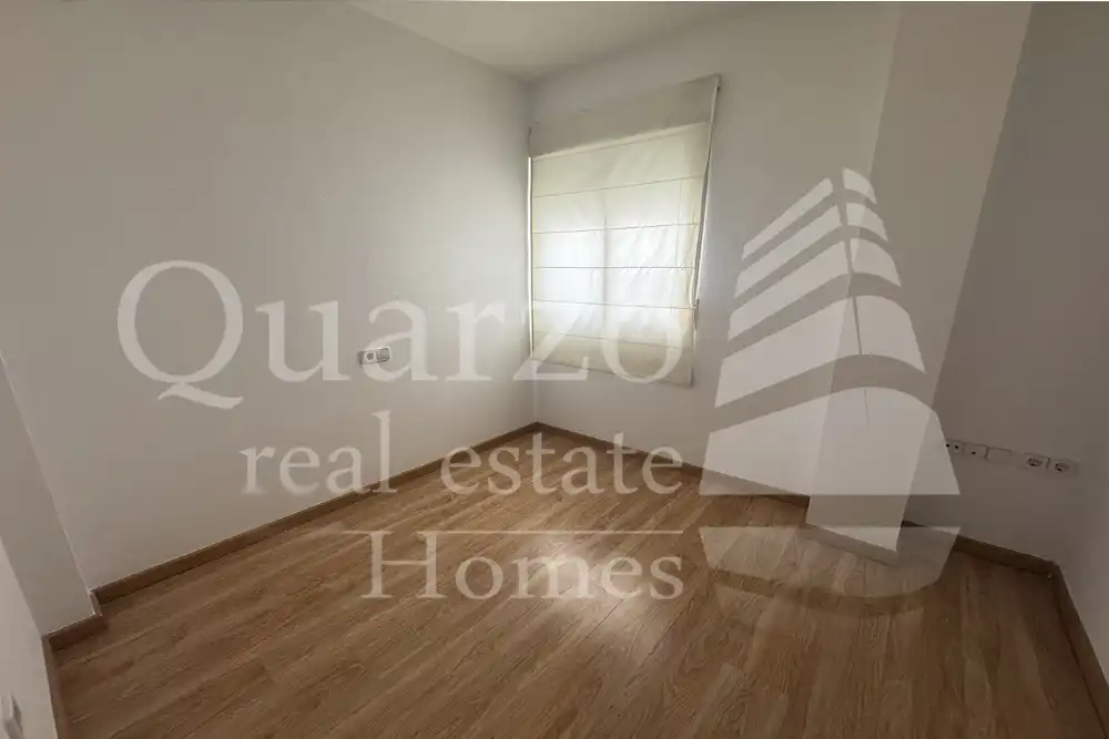 Habitación de Piso en venta en Elda