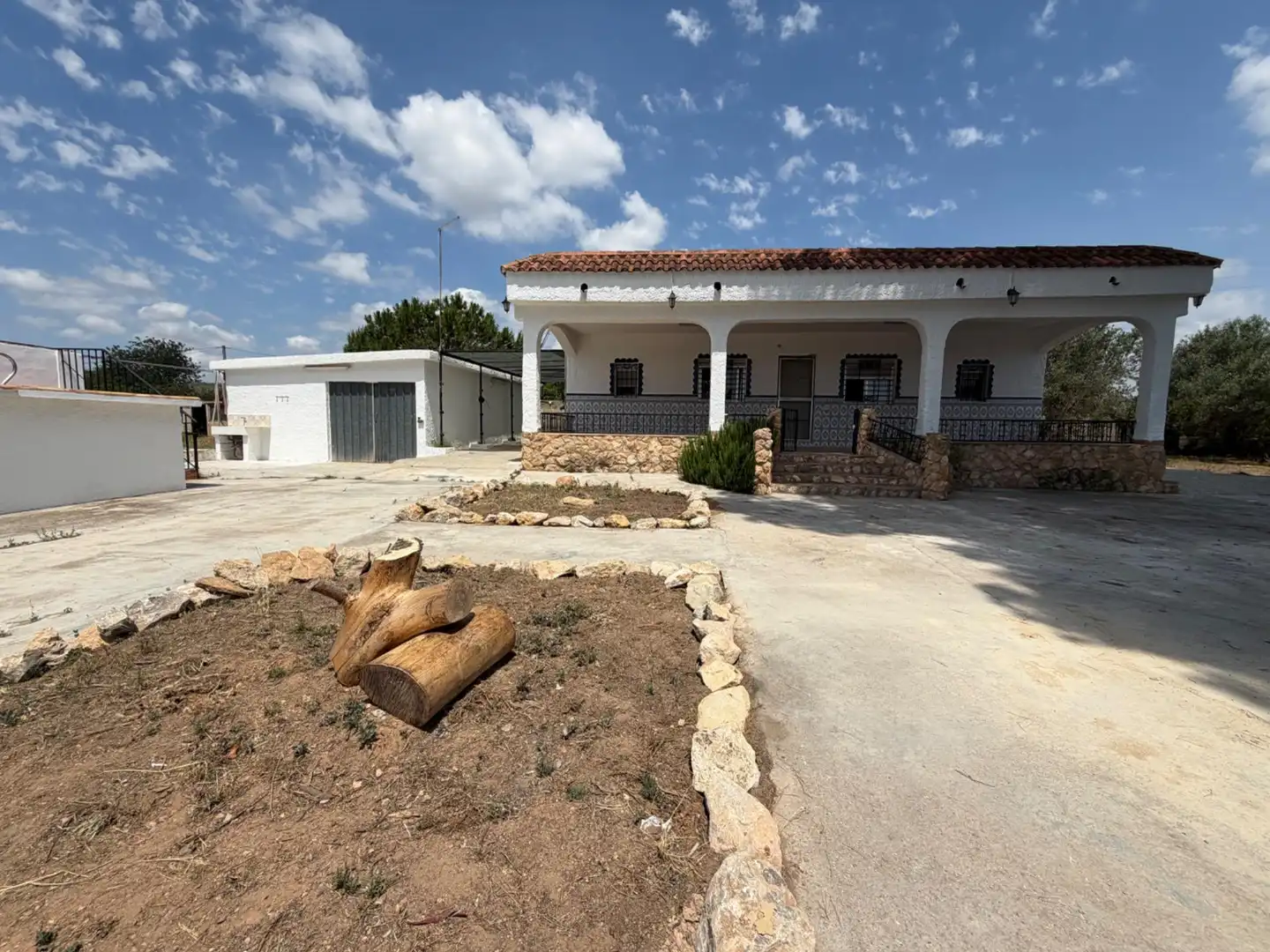 Vista exterior de Casa o chalet en venta en Llíria con Aire acondicionado, Jardín privado y Terraza