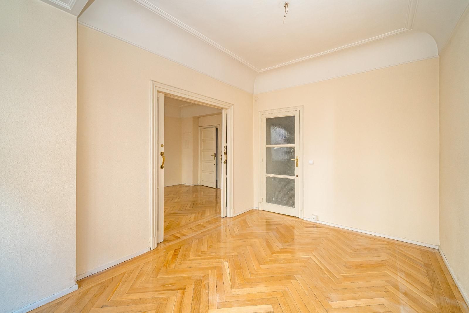 Flat for sale in  Madrid Capital  with Heating and Balcony