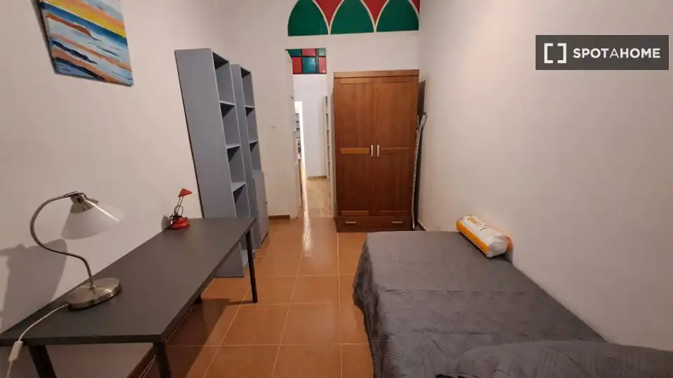Room in Alameda - Mentidero - Teatro Falla