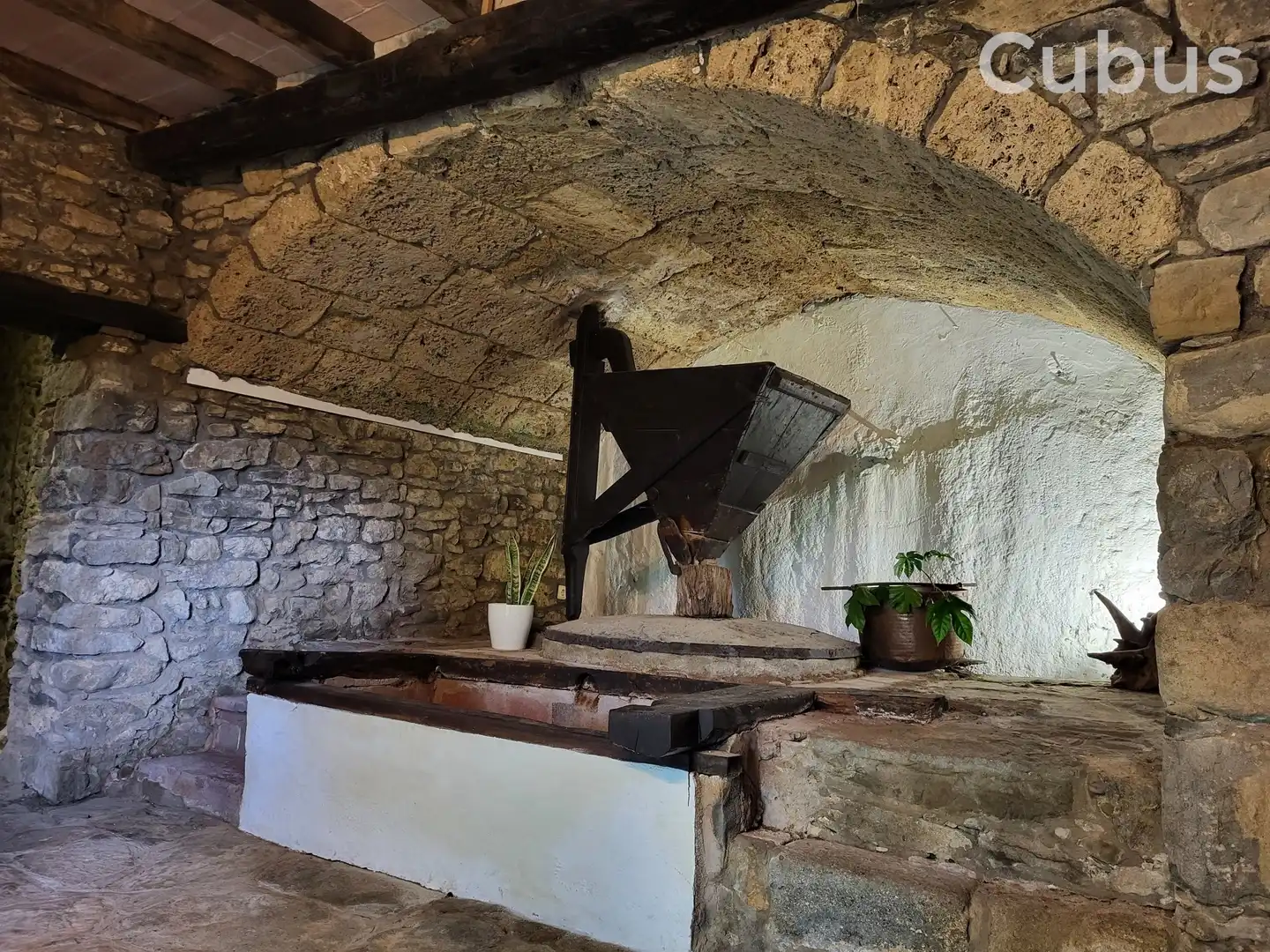 Cocina de Finca rústica en venta en Sant Feliu de Pallerols con Calefacción, Terraza y Trastero