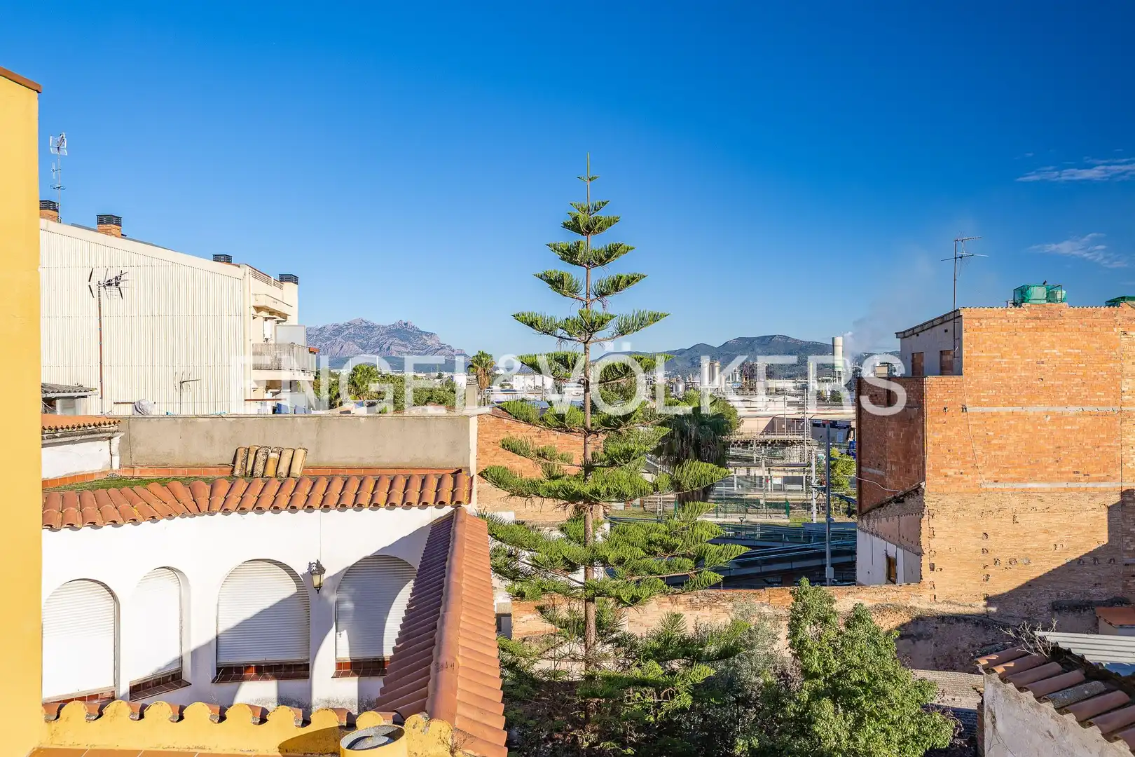 Vista exterior de Casa adosada en venta en Martorell, Barcelona
