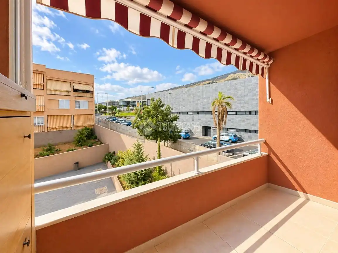 Terraza de Piso en venta en Adeje con Balcón