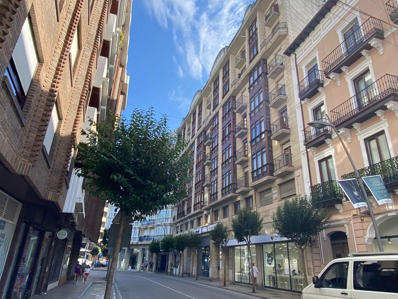 Vista exterior de Oficina de lloguer en Castro-Urdiales