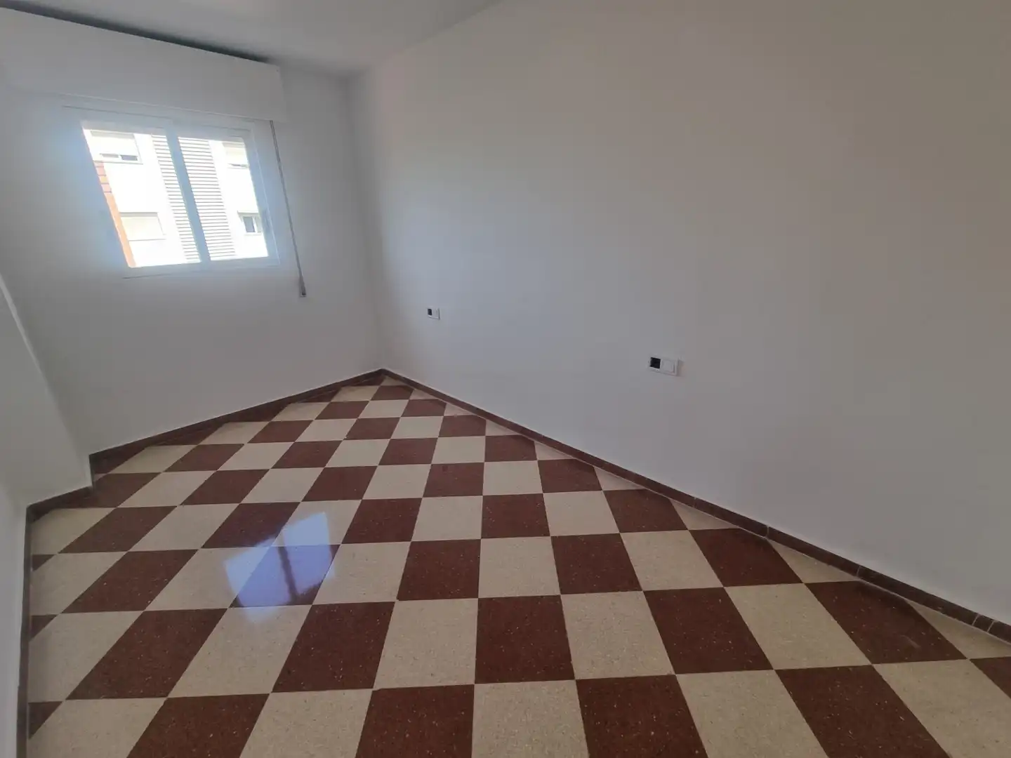 Piso en venta en Huelva con Terraza