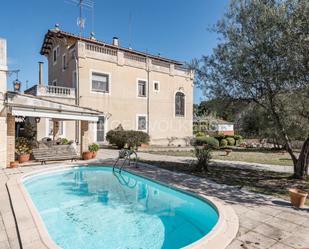 Exterior view of Country house for sale in Terrassa  with Air Conditioner, Heating and Private garden