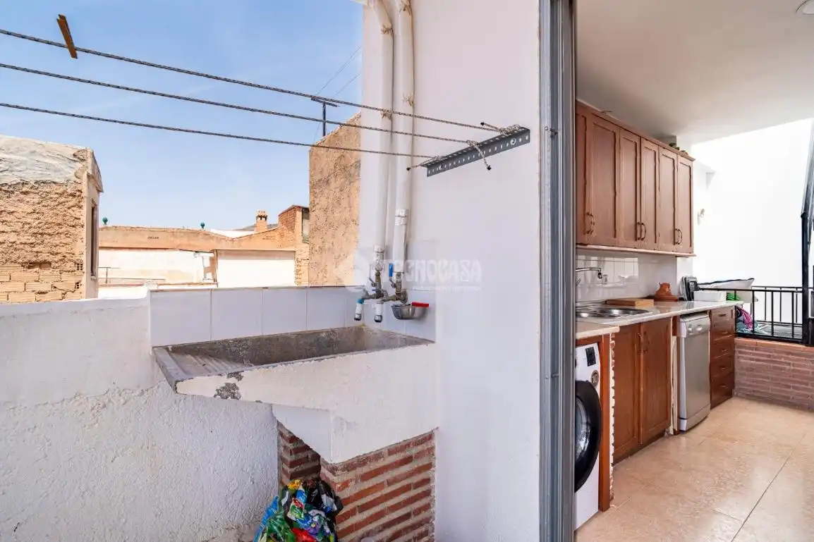Küche von Einfamilien-Reihenhaus zum Verkauf in Lanjarón mit Klimaanlage, Heizung und Terrasse