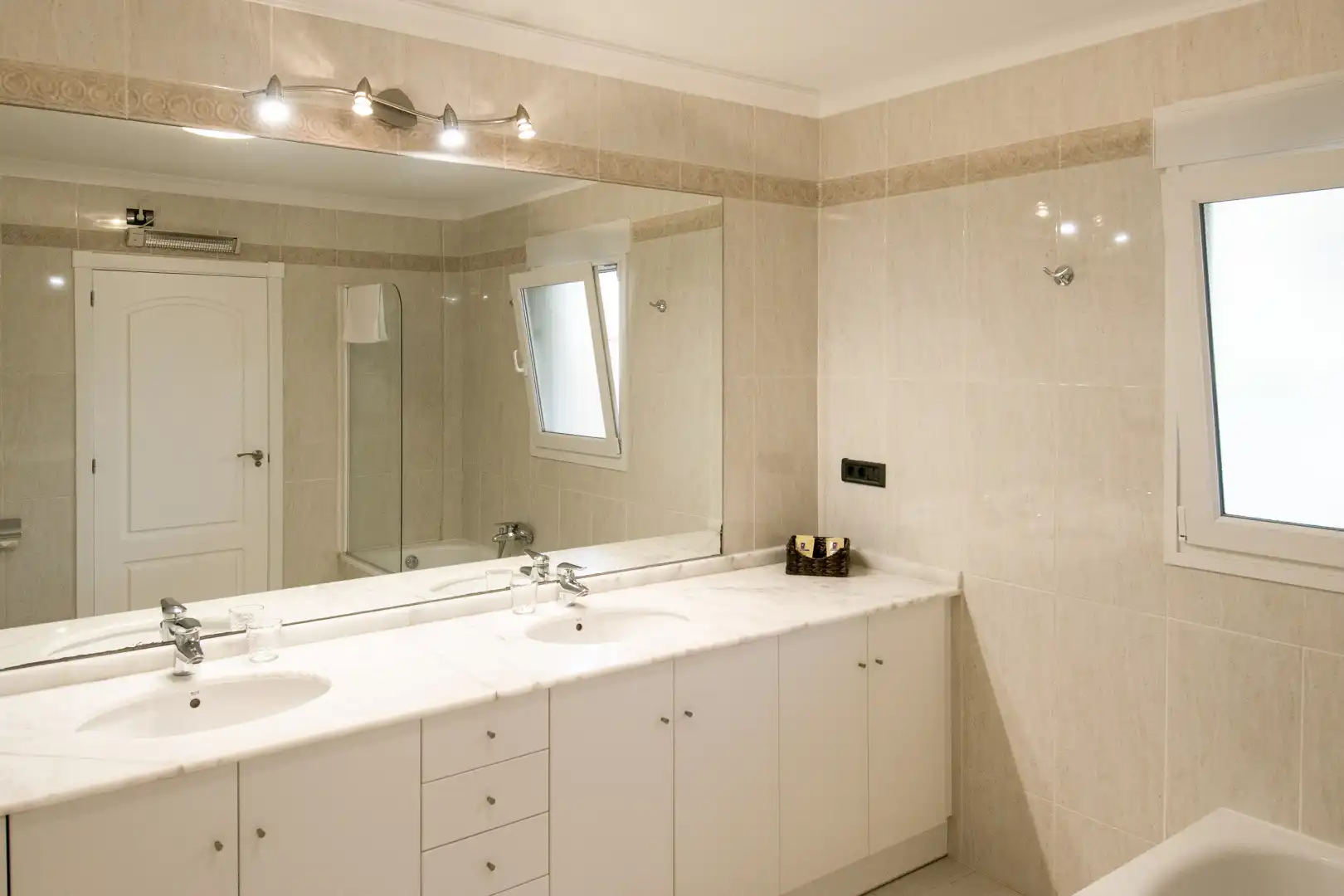 Baño de Apartamento en venta en Benissa con Calefacción, Terraza y Piscina