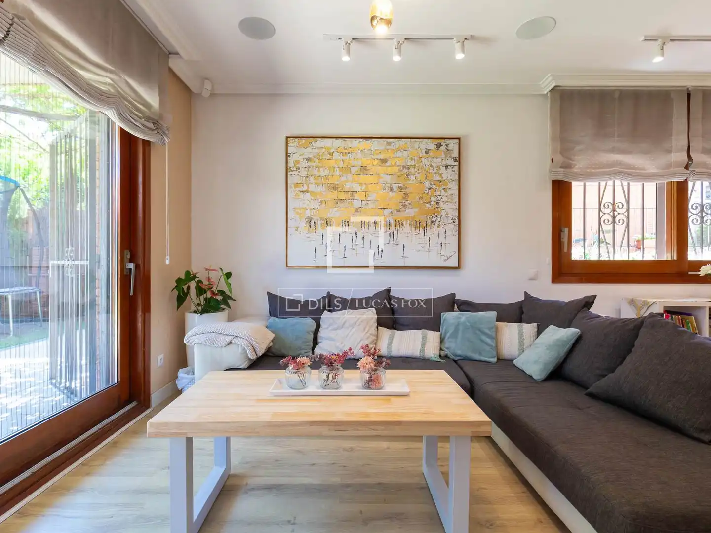 Sala de estar de Piso en venta en Esplugues de Llobregat con Aire acondicionado, Calefacción y Jardín privado