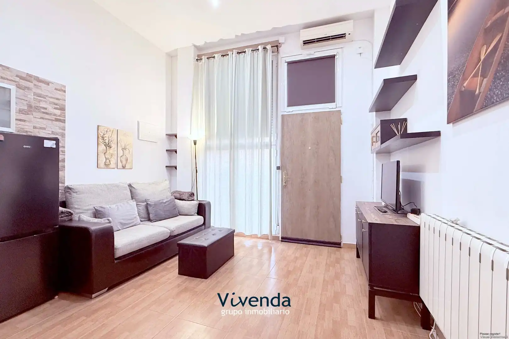 Living room of Flat for sale in Madrid  with Air Conditioner and Heating
