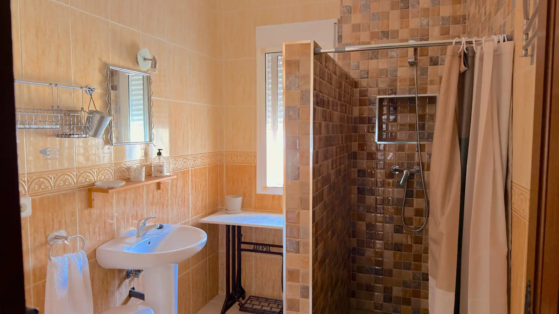 Terraced house for sale in Benamargosa, imagen 19