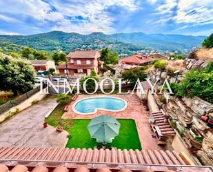 Vista exterior de Casa o xalet de lloguer en Sant Fost de Campsentelles amb Aire condicionat, Terrassa i Piscina