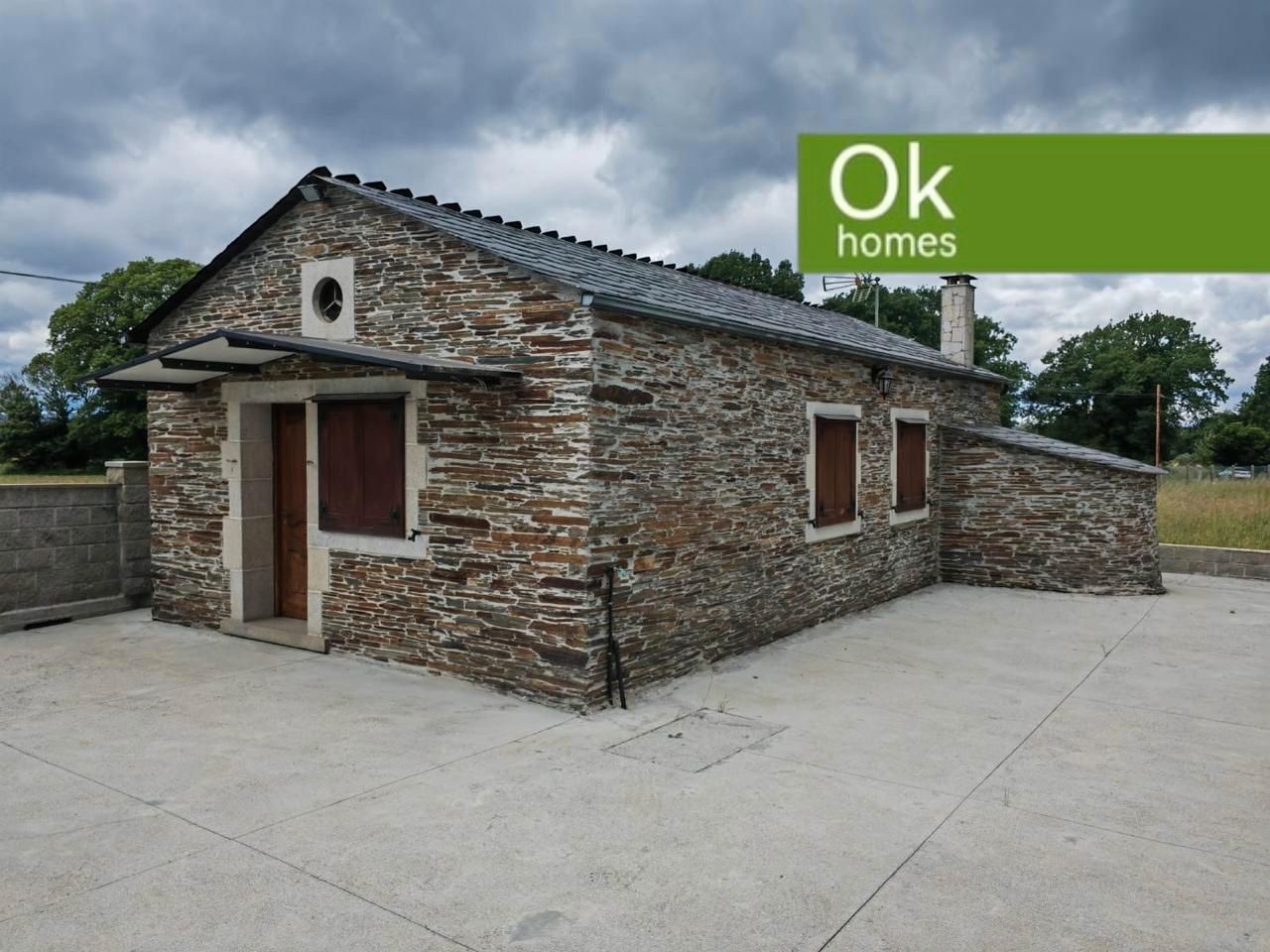 Vista exterior de Finca rústica en venda en Outeiro de Rei amb Calefacció, Jardí privat i Traster