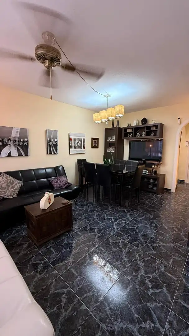 Sala de estar de Apartamento en venta en Benidorm con Aire acondicionado, Calefacción y Jardín privado