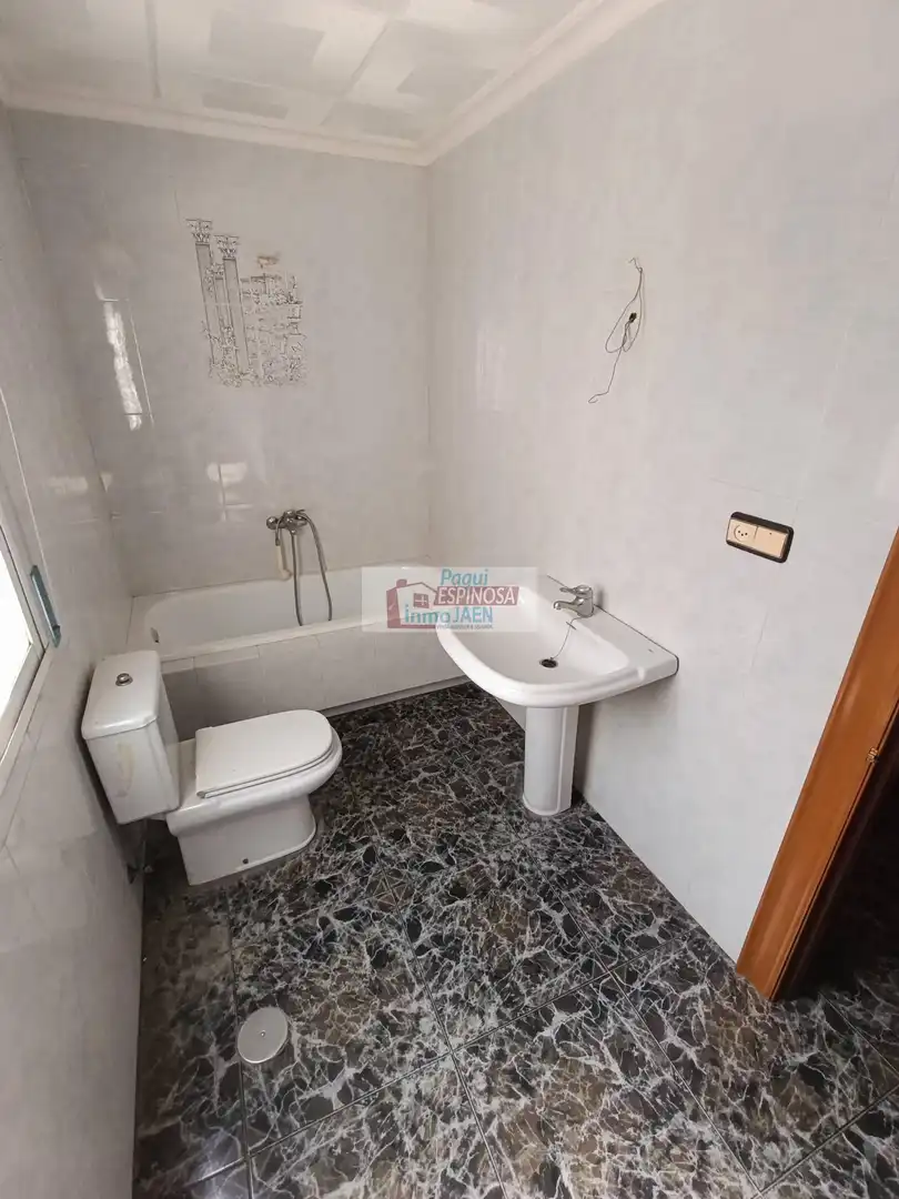 Maison avec terrasse à vendre à Torredonjimeno, imagen 13
