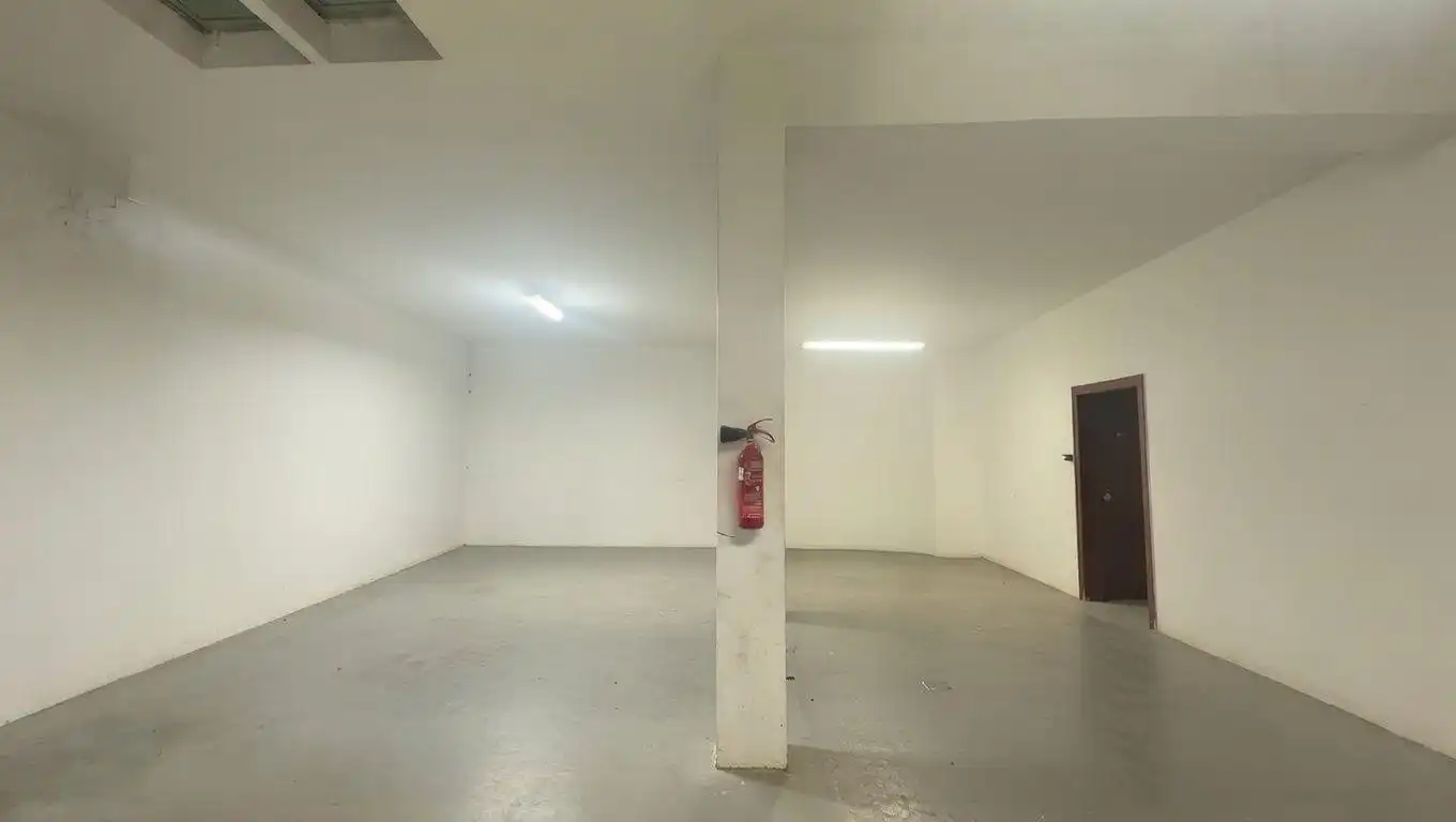 Local comercial en venda a Benicalap, imagen 17
