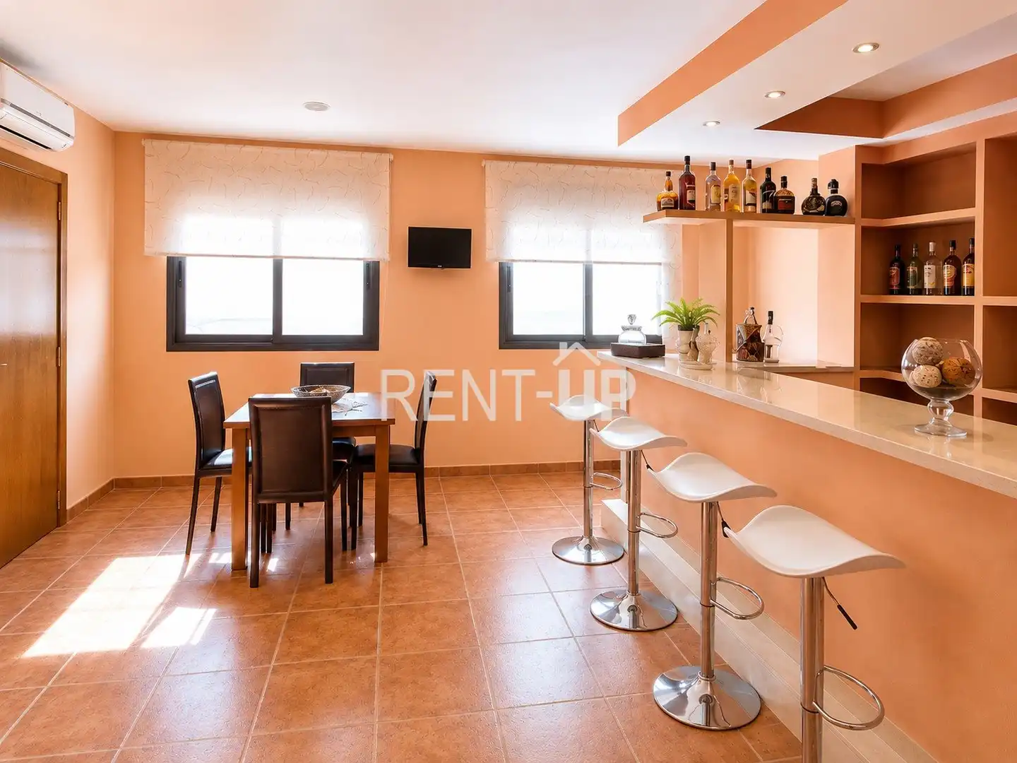 Casa adosada en venta en Novelé  / Novetlè con Aire acondicionado, Terraza y Trastero