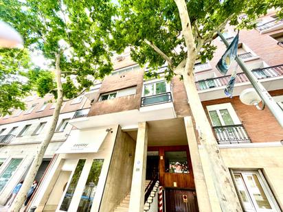 Exterior view of Study for sale in  Madrid Capital  with Air Conditioner