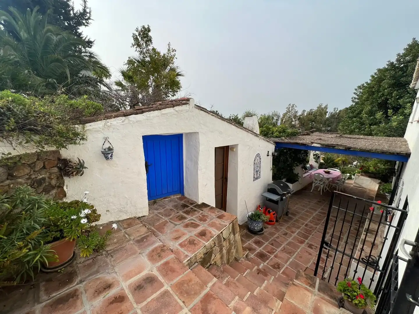 Vista exterior de Finca rústica en venda en Mijas amb Piscina