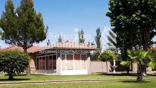 Jardín de Casa o chalet en venta en Salamanca con Calefacción y Piscina