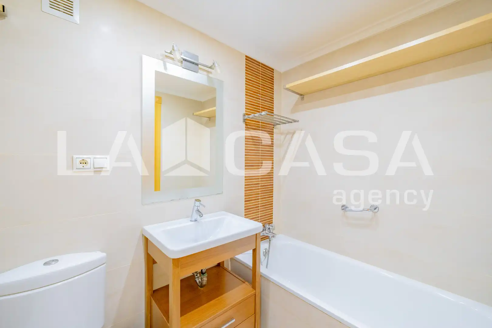 Baño de Piso en venta en Valencia con Balcón