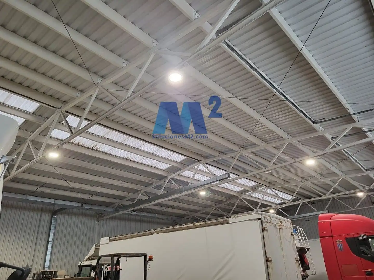 Nau industrial en venda a Trobajo del Camino