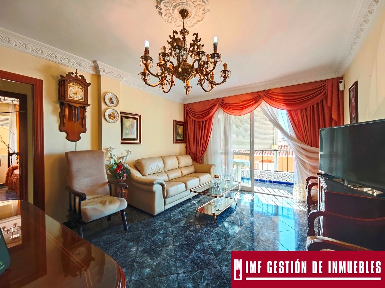 Sala d'estar de Pis en venda en Vélez-Málaga amb Terrassa