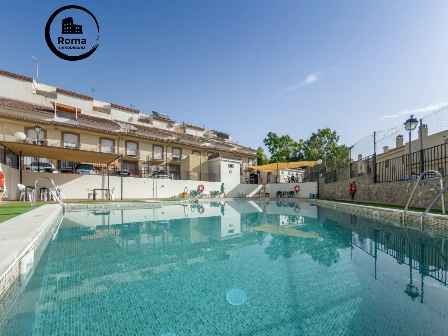 Swimming pool of Detached homes for sale in Cenes de la Vega  with Air Conditioner, Heating and Terrace