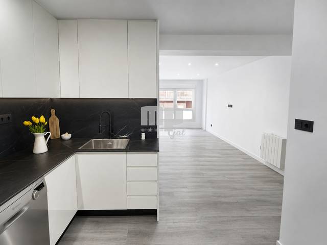 Piso en Venta en Avenida Buenos Aires en Teis