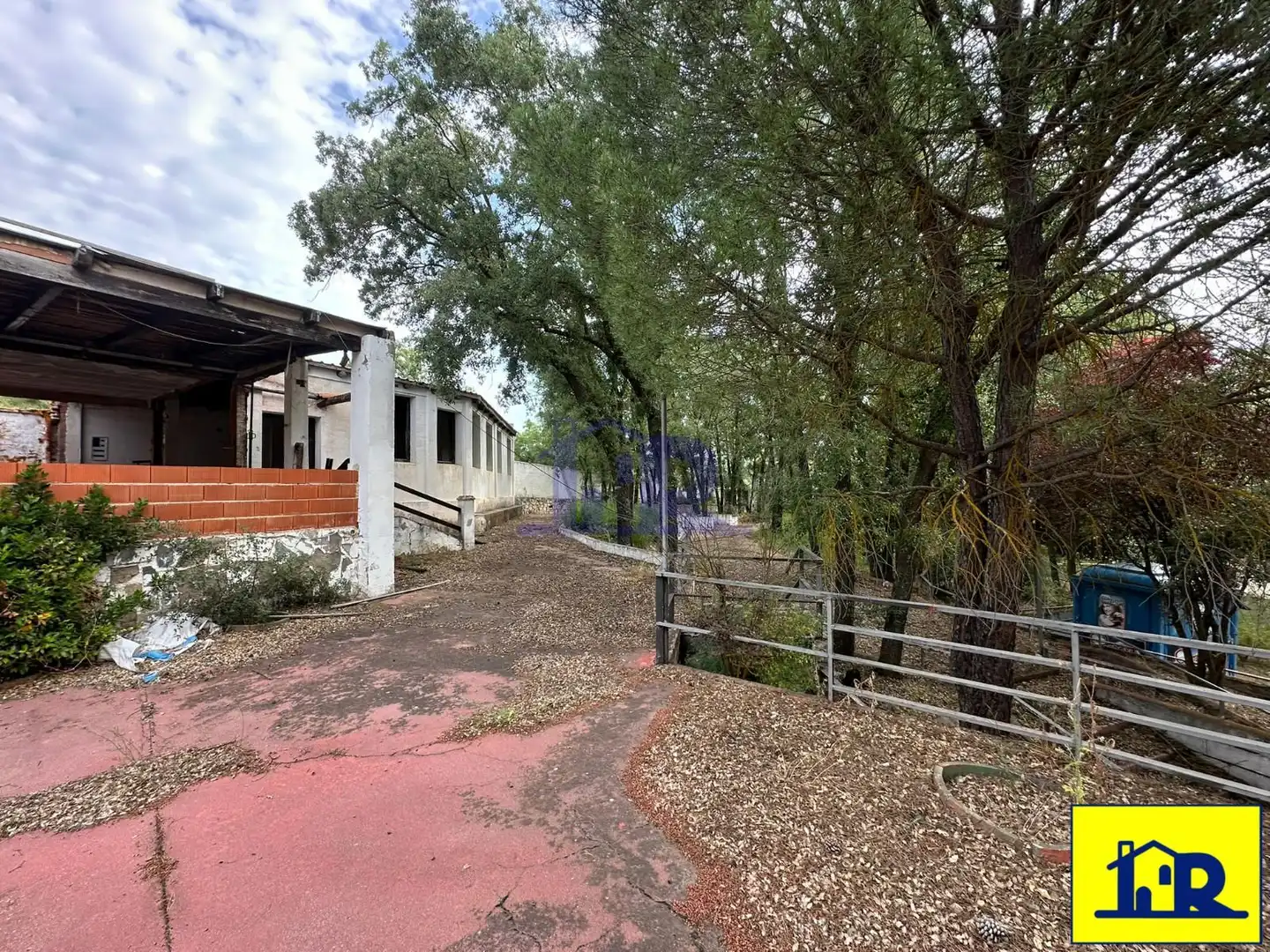 Vista exterior de Casa adosada en venta en Arcas del Villar