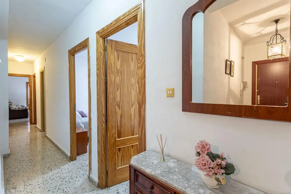 Flat for sale in Granada  with Furnished and Balcony
