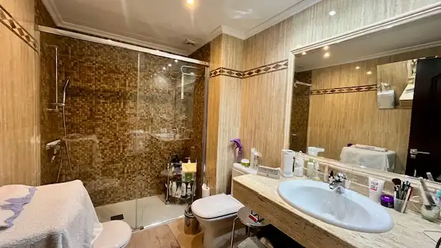 Bathroom of Flat for sale in Córdoba  with Air Conditioner, Heating and Terrace