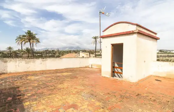 Terrassa de Casa o xalet en venda en Elche / Elx amb Jardí privat, Terrassa i Piscina