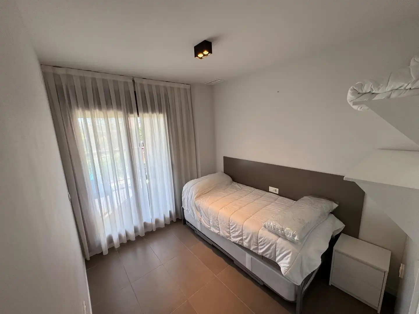 Apartamento con terraza en alquiler en Mil Palmeras, imagen 8