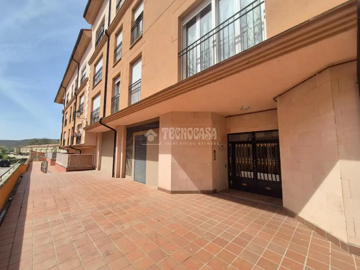 Vista exterior de Piso en venta en Sigüenza con Calefacción y Terraza
